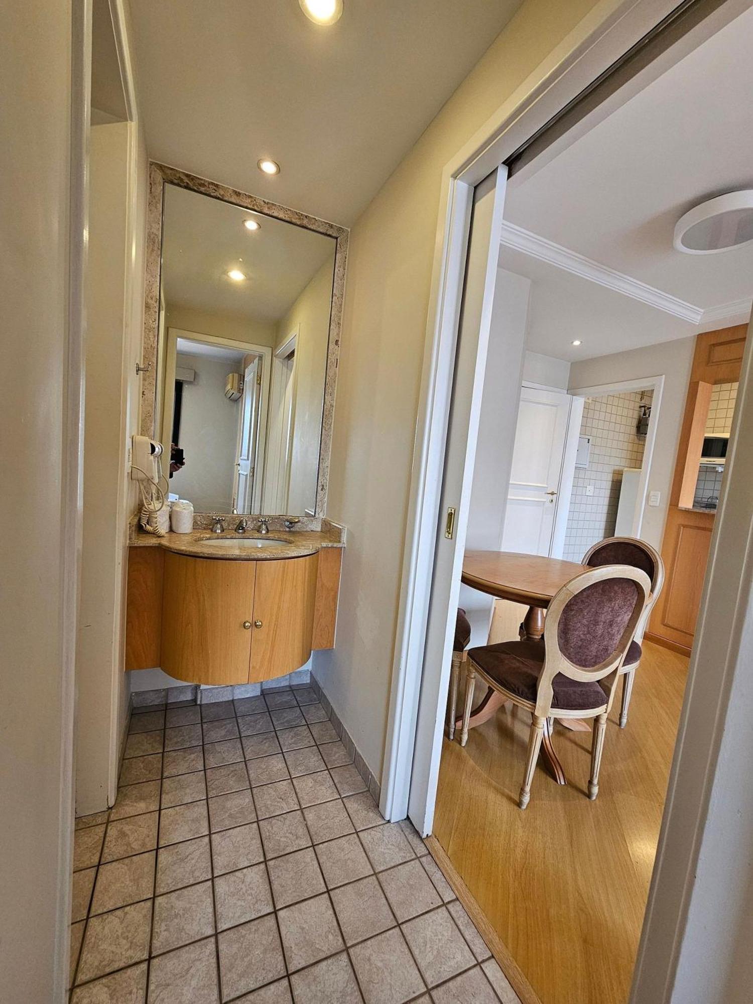 Apartamento Flat Perto Metro/moema São Paulo